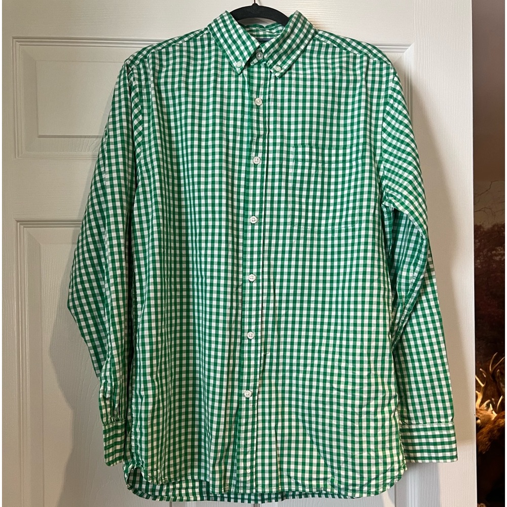 Men’s medium Haggar button-down shirt